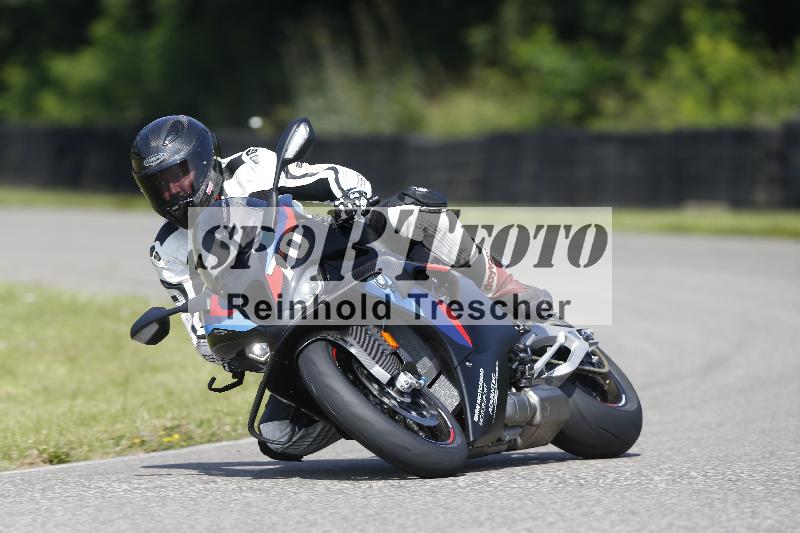 Archiv-2025/26 11.06.2025 Peter Studer have fun ADR/Gruppe rot/70